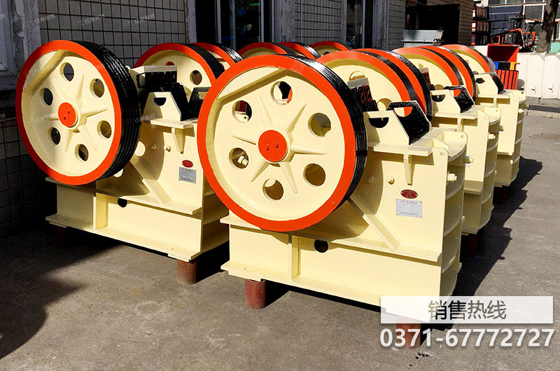 工程车工作视频1 挖掘机视频表演大全 破碎锤 吊车 推土机 