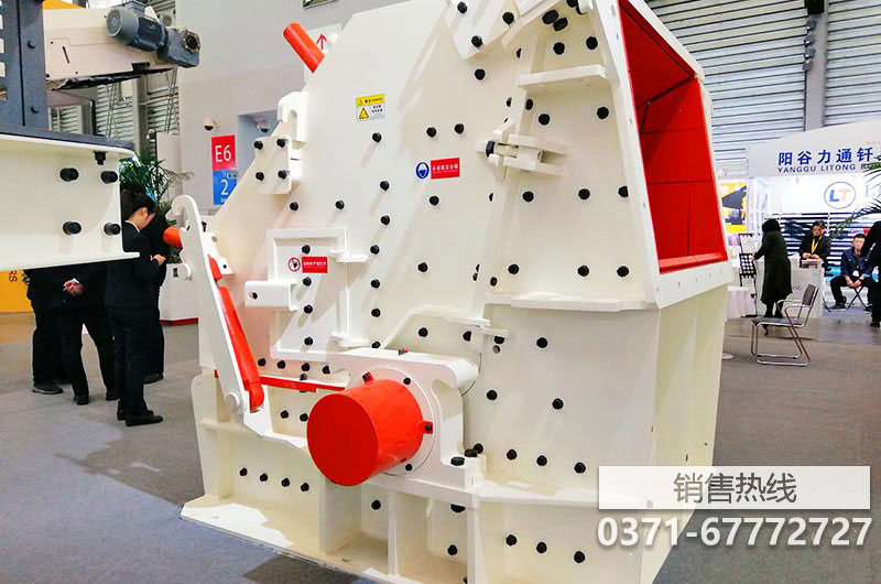双光辊破碎机毕业论文 